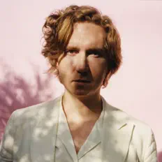 Hugh Harrisを聴いたり、ミュージックビデオを鑑賞したり、経歴やツアー日程などを確認したりしましょう！