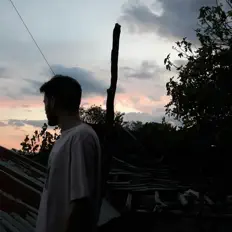 Poslechněte si interpreta Lamp Andek, sledujte hudební videa, přečtěte si životopis, podívejte se na data turné a další informace.