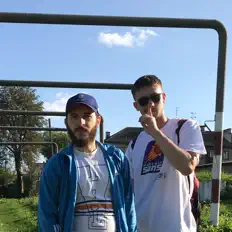 Poslechněte si interpreta Remafo, sledujte hudební videa, přečtěte si životopis, podívejte se na data turné a další informace.