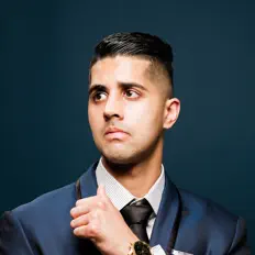 Vik Pandya सुनें, म्यूज़िक वीडियो देखें, बायो पढ़ें, दौरे की तारीखें और बहुत कुछ देखें!