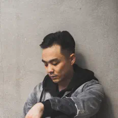 Michael Johを聴いたり、ミュージックビデオを鑑賞したり、経歴やツアー日程などを確認したりしましょう！