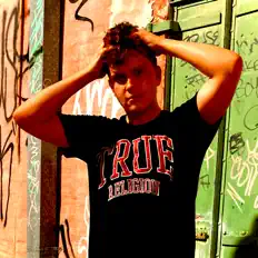 Listen to Lil Lamp Box, watch music videos, read bio, see tour dates & more!