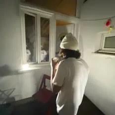 Btun을(를) 듣고, 뮤직 비디오를 보고, 약력을 읽고, 투어 일정 등을 확인하세요!