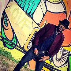 CZNMKYJを聴いたり、ミュージックビデオを鑑賞したり、経歴やツアー日程などを確認したりしましょう！