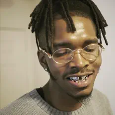 B-maneを聴いたり、ミュージックビデオを鑑賞したり、経歴やツアー日程などを確認したりしましょう！