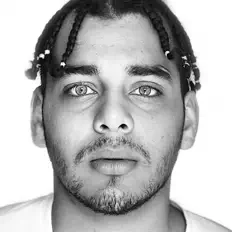 Escucha a Elías El Menor, mira videos musicales, lee su biografía, consulta las fechas de las gira y más.