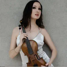 Escucha a Katrin Romanova, mira videos musicales, lee su biografía, consulta las fechas de las gira y más.