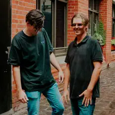 Luister naar Maloo, bekijk muziekvideo's, lees de bio, bekijk de tourdata, en meer!