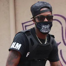 聆聽 Zayy Ransom、觀看音樂影片、閱讀小傳、查看巡演日期等！