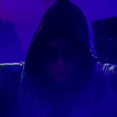 Ouça XMOL, assista a videoclipes, leia a biografia, veja as datas das turnês e mais!