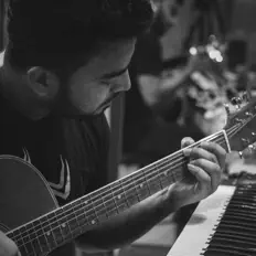 Shariful Islamを聴いたり、ミュージックビデオを鑑賞したり、経歴やツアー日程などを確認したりしましょう！