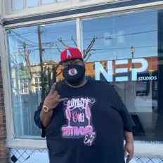 Listen to Bigg Round, watch music videos, read bio, see tour dates & more!