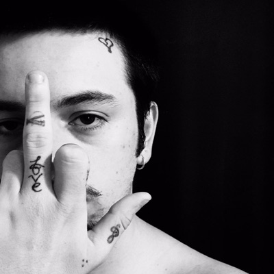 Ggneeks - Foreign Bitch