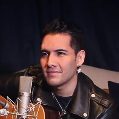 Listen to Carlo Gless, watch music videos, read bio, see tour dates & more!