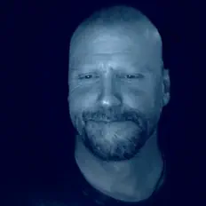 Ακούστε περιεχόμενο από Tarik Koray, παρακολουθήστε μουσικά βίντεο, διαβάστε το βιογραφικό, δείτε ημερομηνίες περιοδείας, και πολλά ακόμη!