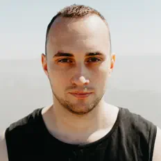 Escucha a ОТИС, mira videos musicales, lee su biografía, consulta las fechas de las gira y más.