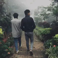 收听 MNU、观看音乐视频、阅读小传、查看巡演日期等 ！