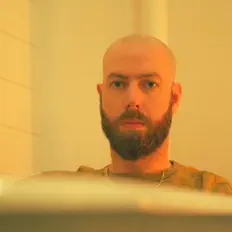 聆聽 Zach Golden、觀看音樂影片、閱讀小傳、查看巡演日期等！