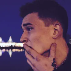 Ascolta Гаун Владимир, guarda video musicali, leggi la biografia, vedi le date del tour & altro!