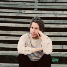 Listen to Simen Mitlid, watch music videos, read bio, see tour dates & more!