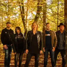 Escucha a High Meadow, mira videos musicales, lee su biografía, consulta las fechas de las gira y más.