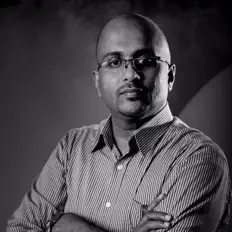 Tharupathi Munasinghe सुनें, म्यूज़िक वीडियो देखें, बायो पढ़ें, दौरे की तारीखें और बहुत कुछ देखें!