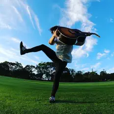 Écoutez TUBUTE, regardez des vidéoclips, lisez la biographie, consultez les dates de tournée et plus encore !