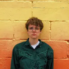 收听 YoungGawhd、观看音乐视频、阅读小传、查看巡演日期等 ！