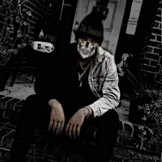 Dengarkan Da Demon, tonton video musik, baca bio, lihat tanggal tur & lainnya!