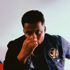 Écoutez CeeDubelu, regardez des vidéoclips, lisez la biographie, consultez les dates de tournée et plus encore !