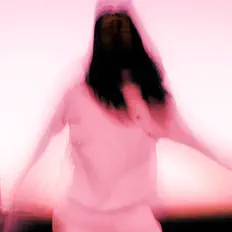 Hör dir Pretender an, schau dir Musikvideos an, lies die Biografie, finde Tourdaten und mehr!