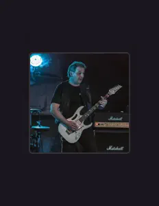 Ouve Ken Sturt, vê vídeos de música, lê a biografia, vê as datas da digressão e muito mais!