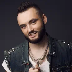 Dengarkan Sanani, tonton video musik, baca bio, lihat tanggal tur & lainnya!