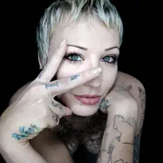 Ouve Jazzindahouse, vê vídeos de música, lê a biografia, vê as datas da digressão e muito mais!