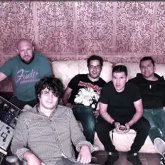 Listen to Riesgo de Contagio, watch music videos, read bio, see tour dates & more!