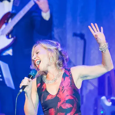 Listen to Liza Pulman, watch music videos, read bio, see tour dates & more!