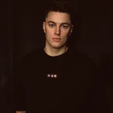 Poslechněte si interpreta Alex Sanders, sledujte hudební videa, přečtěte si životopis, podívejte se na data turné a další informace.