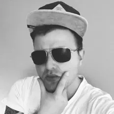 收听 Sandwitch83、观看音乐视频、阅读小传、查看巡演日期等 ！