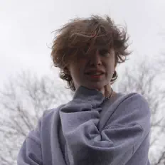 Dylan Warfel सुनें, म्यूज़िक वीडियो देखें, बायो पढ़ें, दौरे की तारीखें और बहुत कुछ देखें!