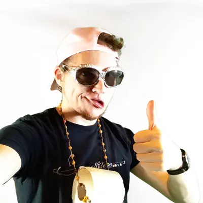 Listen to Markasmus, watch music videos, read bio, see tour dates & more!