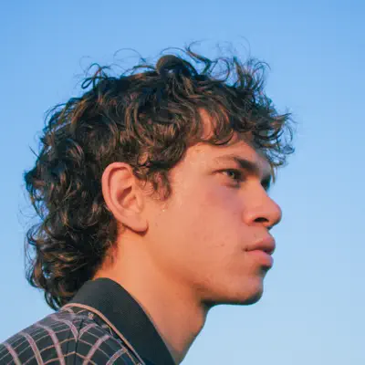 Ouça Mossy Moso, assista a videoclipes, leia a biografia, veja as datas das turnês e mais!