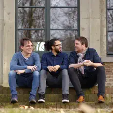 Dengarkan Bis zum Sommer, tonton video musik, baca bio, lihat tanggal tur & lainnya!