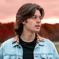 Dengarkan Caleb Nissley, tonton video musik, baca bio, lihat tanggal tur & lainnya!