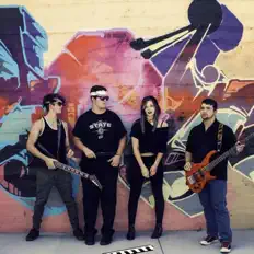 聆聽 Take 28、觀看音樂影片、閱讀小傳、查看巡演日期等！