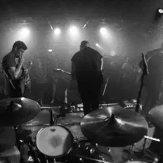 Dengarkan False Hope for the Savage, tonton video musik, baca bio, lihat tanggal tur & lainnya!