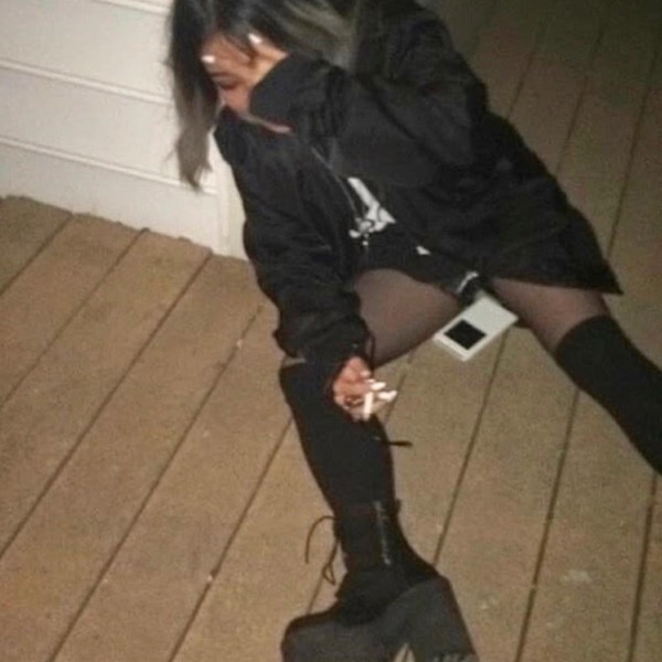 Numb (feat. Demxntia)