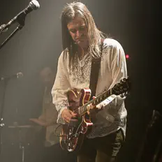 Oded Tamsootを聴いたり、ミュージックビデオを鑑賞したり、経歴やツアー日程などを確認したりしましょう！