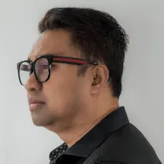 Dengarkan David Lah, tonton video musik, baca bio, lihat tanggal tur & lainnya!