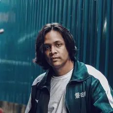 Listen to Banni Basyishar, watch music videos, read bio, see tour dates & more!