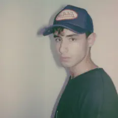 收听 Alex Mallardo、观看音乐视频、阅读小传、查看巡演日期等 ！